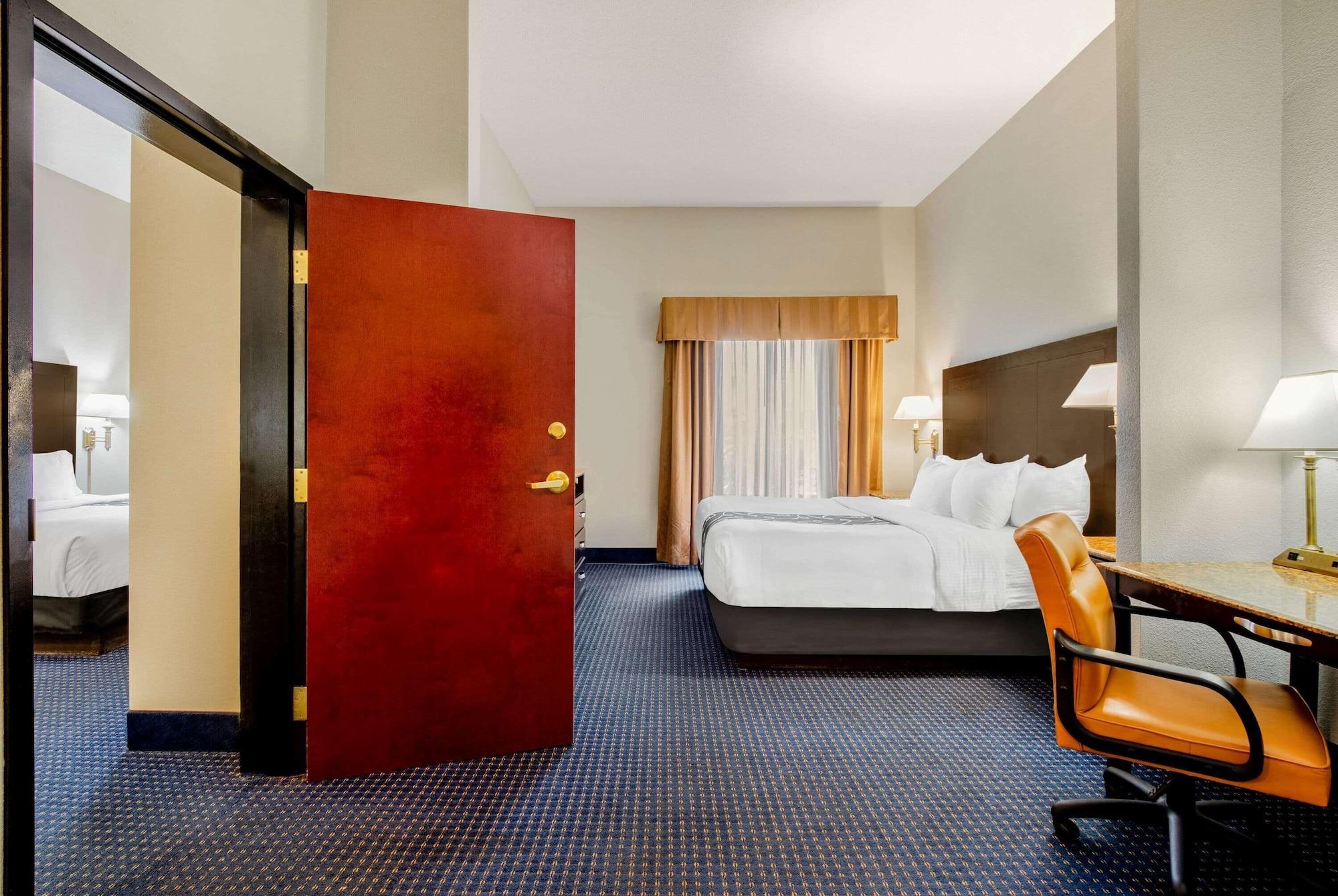 La Quinta By Wyndham Mt. Laurel - Philadelphia Hotell Mount Laurel Exteriör bild