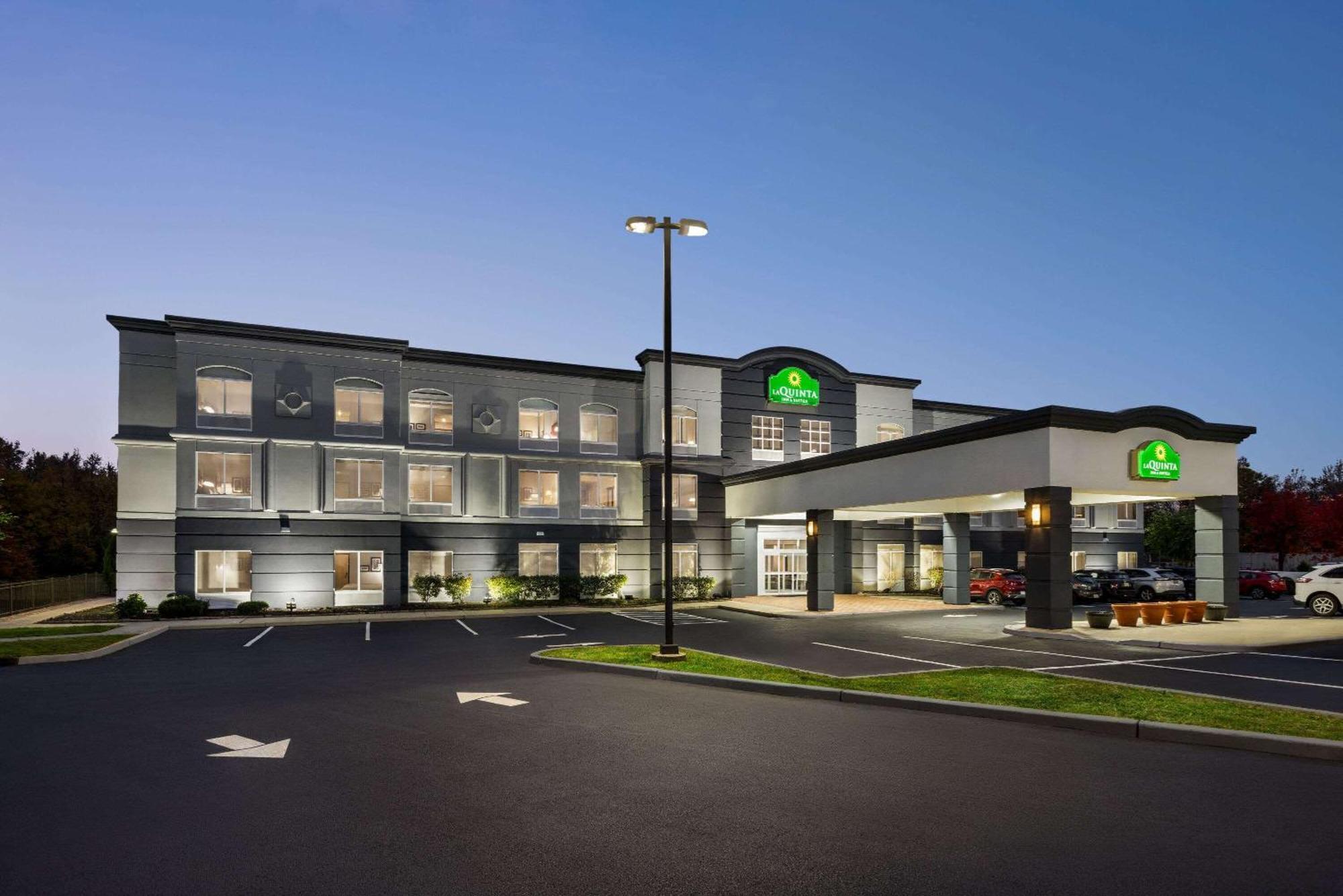 La Quinta By Wyndham Mt. Laurel - Philadelphia Hotell Mount Laurel Exteriör bild